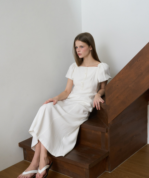 DEHEVE（デヘヴェ）の「Square Neck Puff Dress [Ivory]（ワンピース・レディース・アイボリー・OS）」の13枚目の写真
