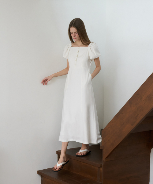 DEHEVE（デヘヴェ）の「Square Neck Puff Dress [Ivory]（ワンピース・レディース・アイボリー・OS）」の10枚目の写真