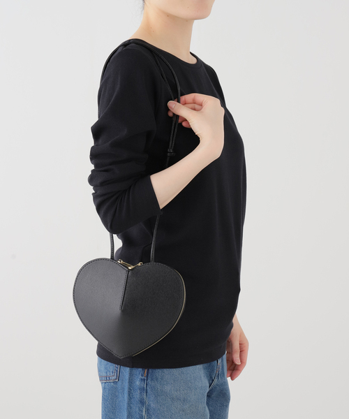 U by SPICK&SPAN(ユーバイスピックアンドスパン)の「AULENTTI/オウレンティ HEART BAG(ショルダーバッグ・レディース・ブラック・FREE)」の13枚目の写真
