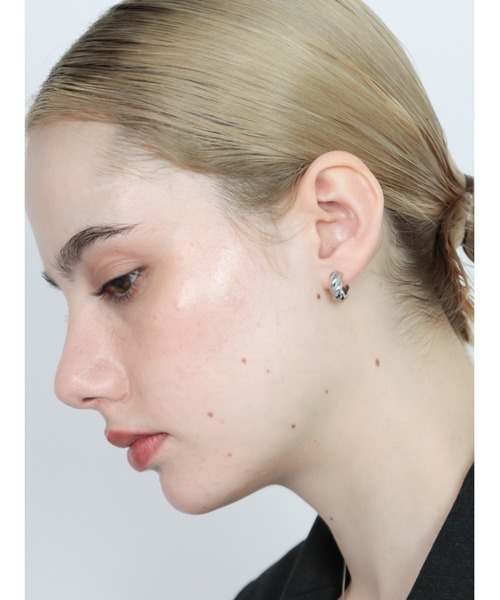 Bilan(ビラン)の「【BILAN】ツイストワンタッチピアス(サージカルステンレス)(ピアス(両耳用)・レディース・シルバー/ゴールド・FREE)」の7枚目の写真