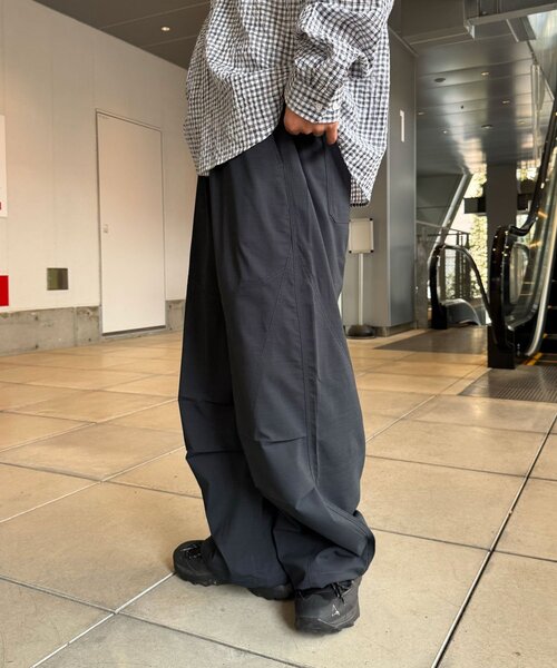 CIAOPANIC(チャオパニック)の「多機能ミリタリー テックワイドパンツ(その他パンツ・メンズ・チャコールグレー/カーキ/ネイビー・MEDIUM/LARGE)」の7枚目の写真