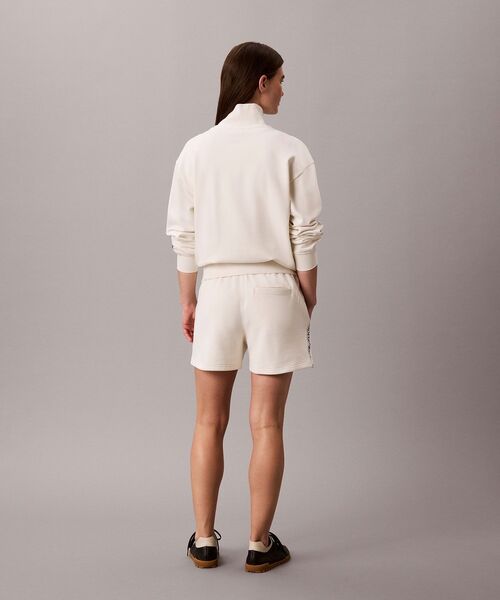 Calvin Klein(カルバン・クライン)の「ショートパンツ(その他パンツ・レディース・オフホワイト・XS/S/M)」の5枚目の写真