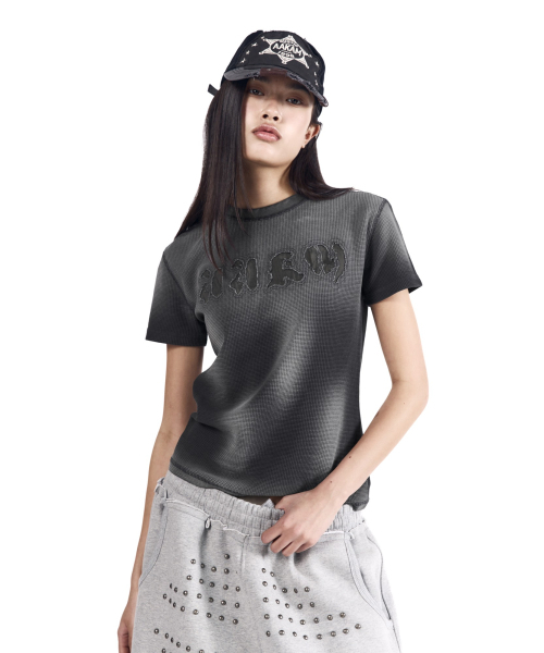 AAKAM(アーカム)の「Reverse Patch Waffle Half Top (Dark Gray)(Tシャツ/カットソー・レディース・その他・3/2/1)」の4枚目の写真