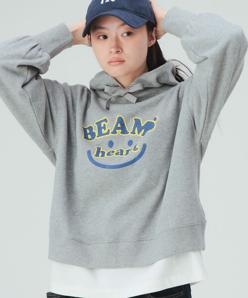 BEAMS HEART(ビームスハート)の「カレッジ スマイル パーカー(パーカー・レディース・グレー/ホワイト系その他5/ネイビー・FREE)」の8枚目の写真