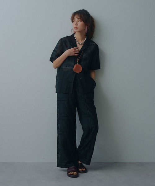 bohmal(ボマール)の「パッチワーク風総刺繍シアーパンツ(その他パンツ・レディース・ブラック/チョコ・FREE)」の3枚目の写真