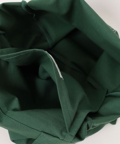 A.P.C.（アーペーセー）の「TOTE LEGUMES/レギウム トートバッグ（トートバッグ・メンズ・カーキ・ONESIZE）」の3枚目の写真