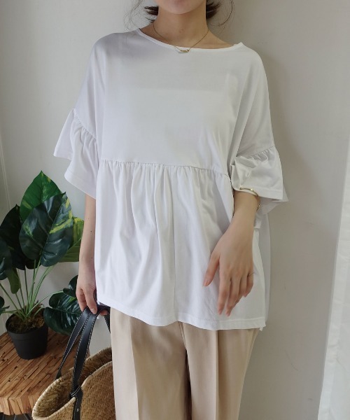 CORNERS(コーナーズ)の「ワイドフリルペプラムTシャツ【接触冷感】(Tシャツ/カットソー・レディース・ホワイト/ブルーグリーン/ブラック・FREE)」の5枚目の写真