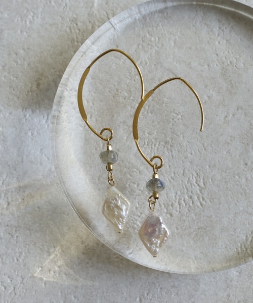 ひし形パールピアス(アレルギー対応ピアス)（ピアス（両耳用
