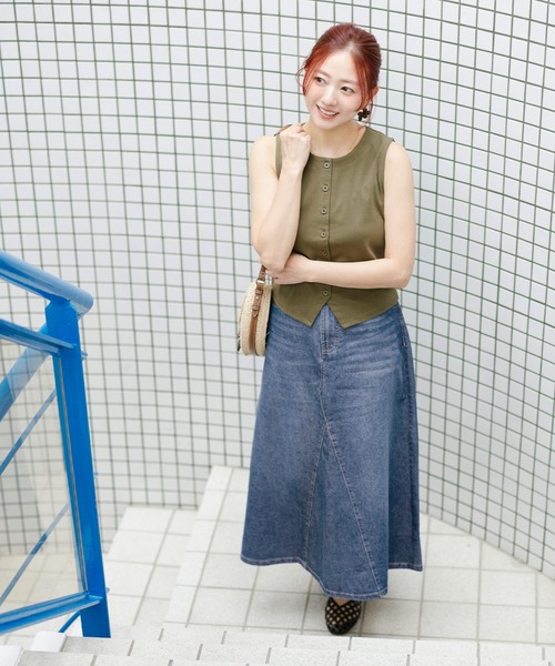coca(coca)(コカ)の「【伊藤千晃様着用】\接触冷感/通気性/ サマーデニムフレアスカート(スカート・レディース・ブルー/ブラック・S/M/L)」の6枚目の写真