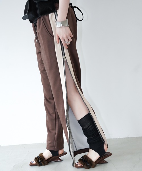chuclla（チュクラ）の「サイドジップトラックパンツ chw26s352（その他パンツ・レディース・ブラック/ブラウン・XL/M/L）」の7枚目の写真