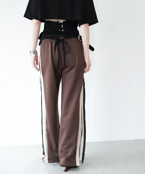 chuclla（チュクラ）の「サイドジップトラックパンツ chw26s352（その他パンツ・レディース・ブラック/ブラウン・XL/M/L）」の9枚目の写真