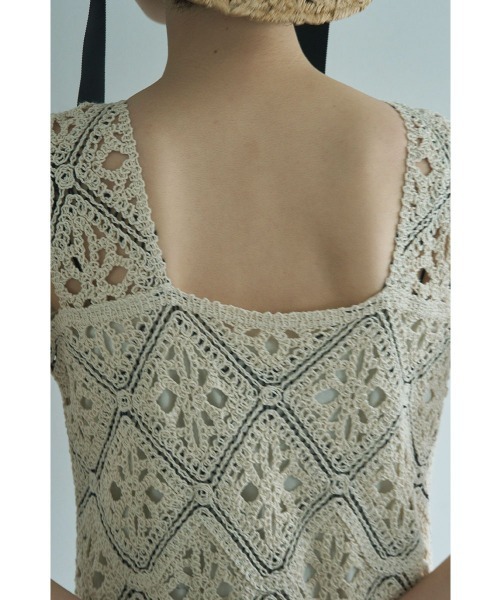 marjour(マージュール)の「CROCHET LACE DRESS(ワンピース・レディース・ホワイト×ブラック/チャコール・M)」の9枚目の写真