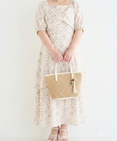 p courge(ピークルジュ)の「カシュクールデザイン バックシャーリング ロングワンピース(ワンピース・レディース・ブラック/アイボリー・LL/4L/3L)」の6枚目の写真
