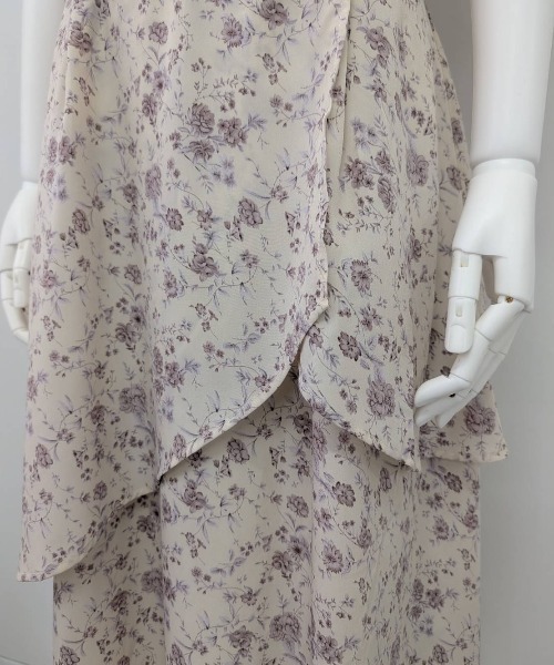 p courge(ピークルジュ)の「カシュクールデザイン バックシャーリング ロングワンピース(ワンピース・レディース・ブラック/アイボリー・LL/4L/3L)」の19枚目の写真