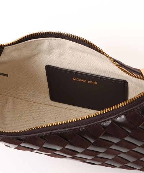 MICHAEL KORS(マイケルコース)の「NOLITA チェーン ポシェット ミディアム(ショルダーバッグ・レディース・ブラウン系・FREE)」の8枚目の写真