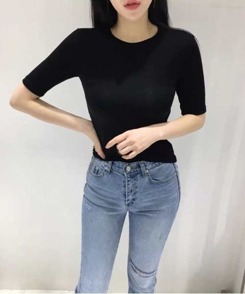 semuse(セミューズ)の「5分袖スリムフィットシンプルTシャツ(Tシャツ/カットソー・レディース・ブラック/ホワイト・FREE)」の12枚目の写真