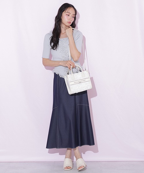 JILL by JILL STUART(ジルバイジルスチュアート)の「フラワーチュールトートバッグ(ショルダーバッグ・レディース・ブルー/ホワイト・FREE)」の11枚目の写真