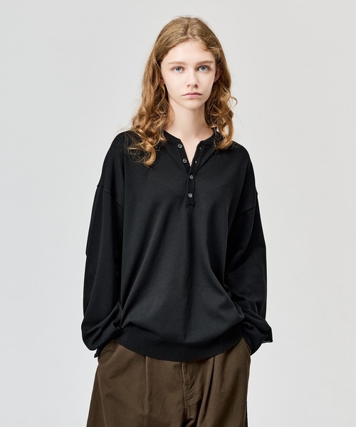 WETTEMPT(ウィテンプト)の「HIGH GAUGE HENRY NECK L/S KNIT / ハイゲージヘンリーネックL/Sニット(ニット/セーター・メンズ・ネイビー/ブラウン/グレー/ブラック・SMALL/MEDIUM/LARGE)」の2枚目の写真