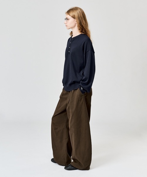 WETTEMPT(ウィテンプト)の「HIGH GAUGE HENRY NECK L/S KNIT / ハイゲージヘンリーネックL/Sニット(ニット/セーター・メンズ・ネイビー/ブラウン/グレー/ブラック・SMALL/MEDIUM/LARGE)」の21枚目の写真
