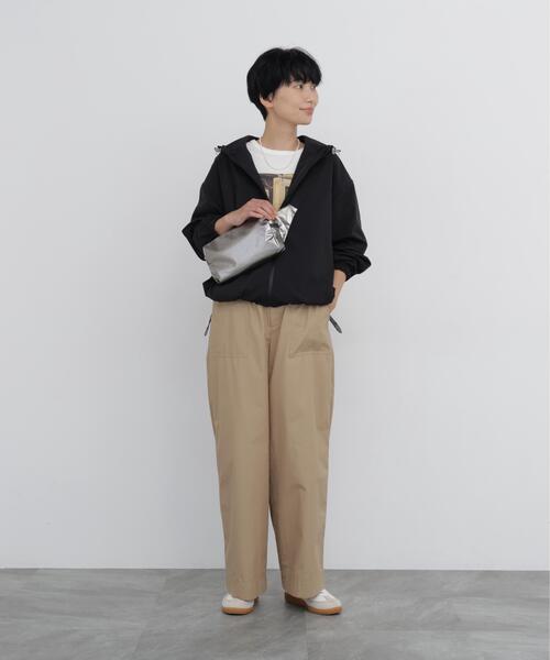 +phenix(プラスフェニックス)の「◆【弱撥水加工 / ウォッシャブル】+phenix コラボウィンドブレーカー(ブルゾン・レディース・ベージュ系その他2/ブラック・MEDIUM)」の5枚目の写真