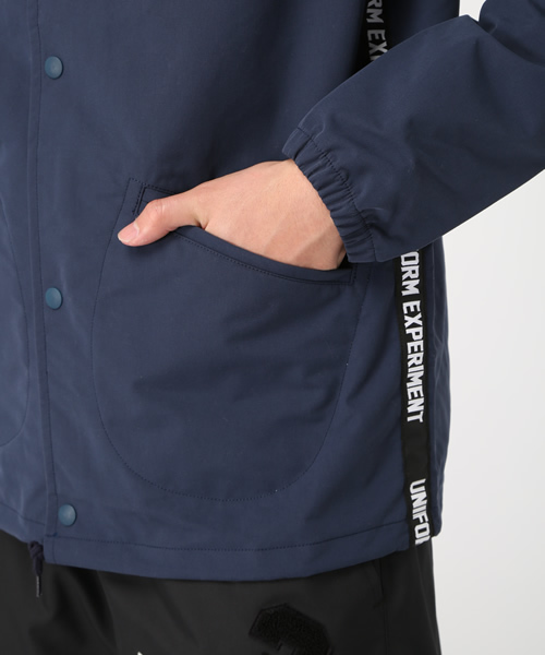 uniform experiment(ユニフォームエクスペリメント)の「NUMBERING STAR TAPE LINE COACH BLOUSON(ブルゾン・メンズ・ブラック/ネイビー・1/2/3)」の3枚目の写真