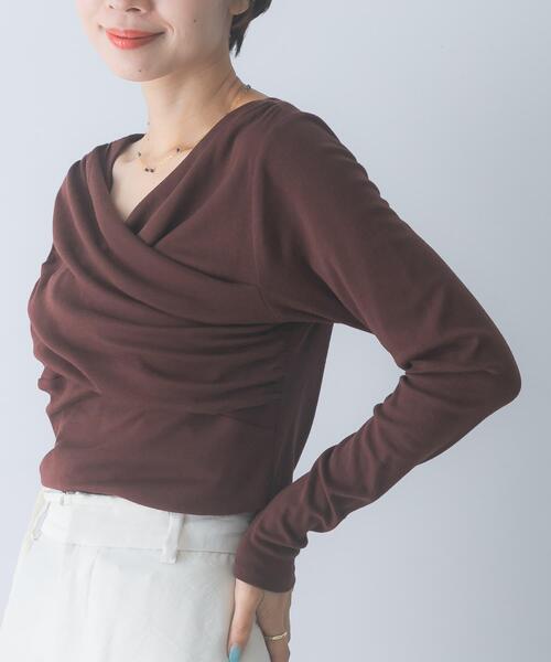URBAN RESEARCH ROSSO WOMEN(アーバンリサーチ ロッソ)の「シルク混2WAYドレーププルオーバー(Tシャツ/カットソー・レディース・オフホワイト/ブラック/ブラウン系その他・FREE)」の3枚目の写真