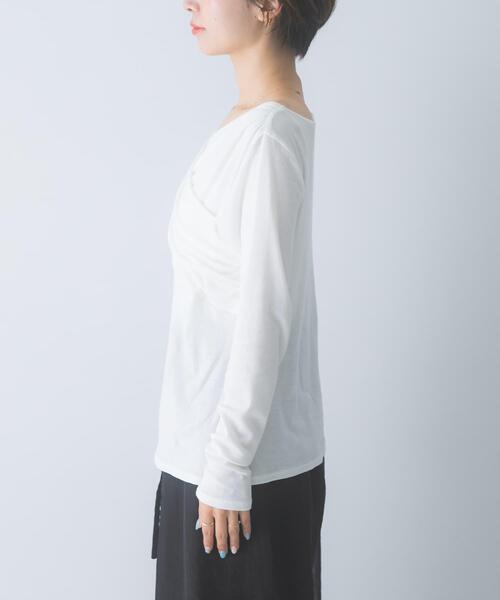 URBAN RESEARCH ROSSO WOMEN(アーバンリサーチ ロッソ)の「シルク混2WAYドレーププルオーバー(Tシャツ/カットソー・レディース・オフホワイト/ブラック/ブラウン系その他・FREE)」の11枚目の写真