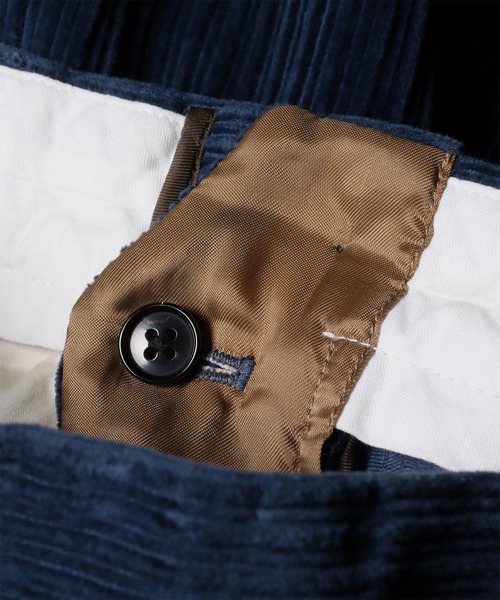 PS Paul Smith(ピーエスポールスミス)の「ワイドコーデュロイ タックトラウザーズ / 262103 A109(その他パンツ・メンズ・ネイビー/ダークグレー・MEDIUM/LARGE)」の6枚目の写真