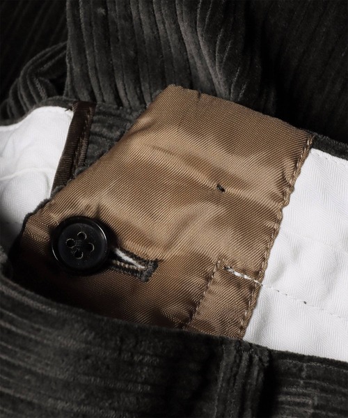 PS Paul Smith(ピーエスポールスミス)の「ワイドコーデュロイ タックトラウザーズ / 262103 A109(その他パンツ・メンズ・ネイビー/ダークグレー・MEDIUM/LARGE)」の11枚目の写真