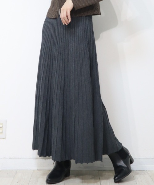 DISKEEN SURE(ディスキーンシュアー)の「プリーツ見え&高見え品格アップのニットロングスカート(スカート・レディース・チャコール/ブラウン/パープル/ブラック・FREE)」の18枚目の写真