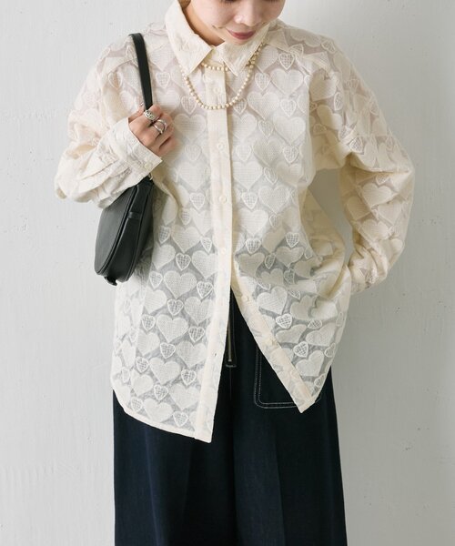 ear PAPILLONNER(イアパピヨネ)の「シアーハートシャツ【SUM1 STYLE】(シャツ/ブラウス・レディース・ホワイト/レモンイエロー・FREE)」の3枚目の写真