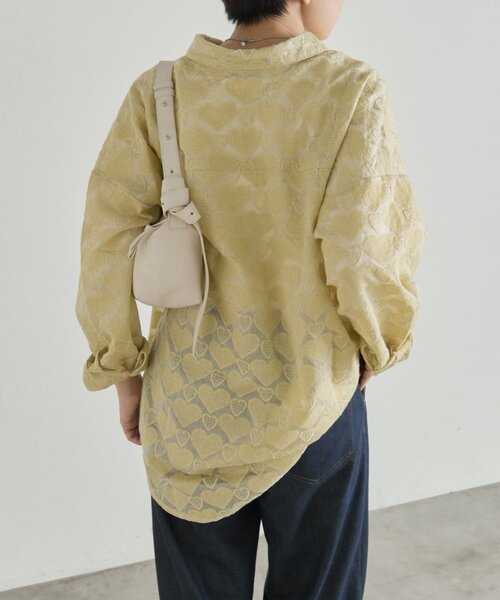 ear PAPILLONNER(イアパピヨネ)の「シアーハートシャツ【SUM1 STYLE】(シャツ/ブラウス・レディース・ホワイト/レモンイエロー・FREE)」の21枚目の写真