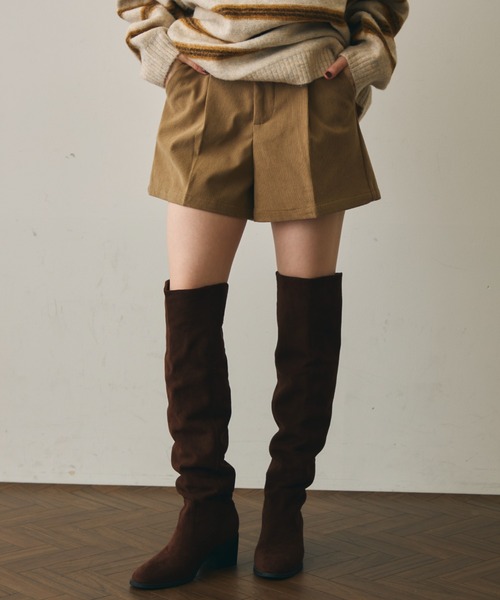 Trish(トリッシュ)の「細コールショートパンツ(その他パンツ・レディース・キャメル/ブラウン/アイボリー・MEDIUM/SMALL)」の3枚目の写真