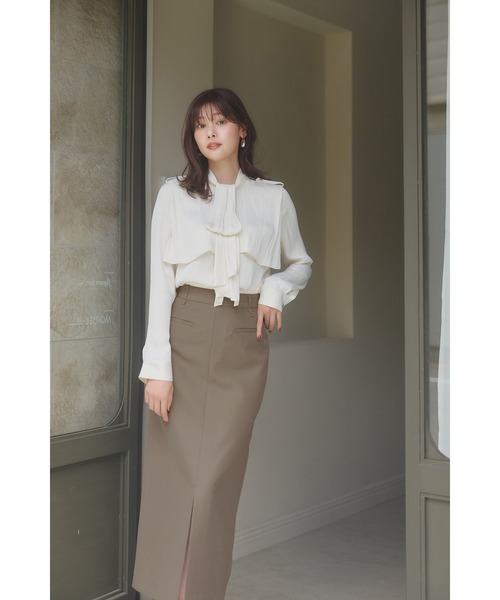 Her lip to(ハーリップトゥー)の「Tiered Frill Bow Blouse(Tシャツ/カットソー・レディース・ライトグレー/ホワイト系・S/M)」の4枚目の写真