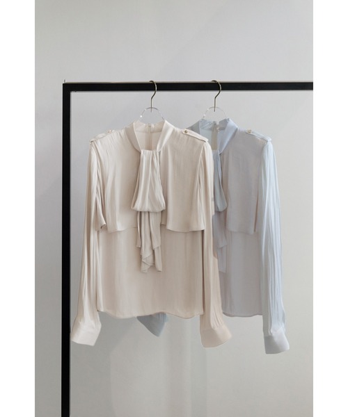 Her lip to(ハーリップトゥー)の「Tiered Frill Bow Blouse(Tシャツ/カットソー・レディース・ライトグレー/ホワイト系・S/M)」の6枚目の写真