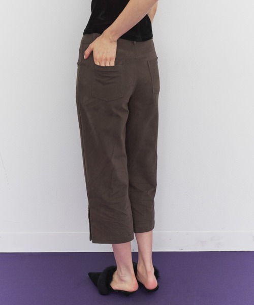 Rohwel(ローウェル)の「Side Snap Flare Capri Pants / サイドスナップフレアカプリパンツ(その他パンツ・レディース・カーキ/ブラック・FREE)」の20枚目の写真