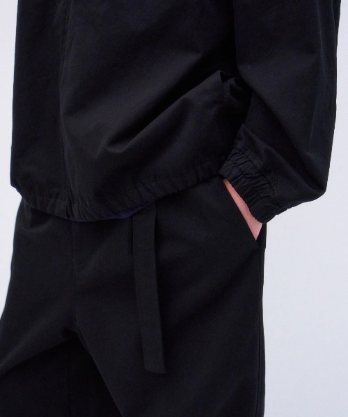 ATON（エイトン）の「【ATON/エイトン】COTTON GABARDINE | HARRINGTON JACKET（ブルゾン・メンズ・ブラック/グレー・4/2）」の5枚目の写真