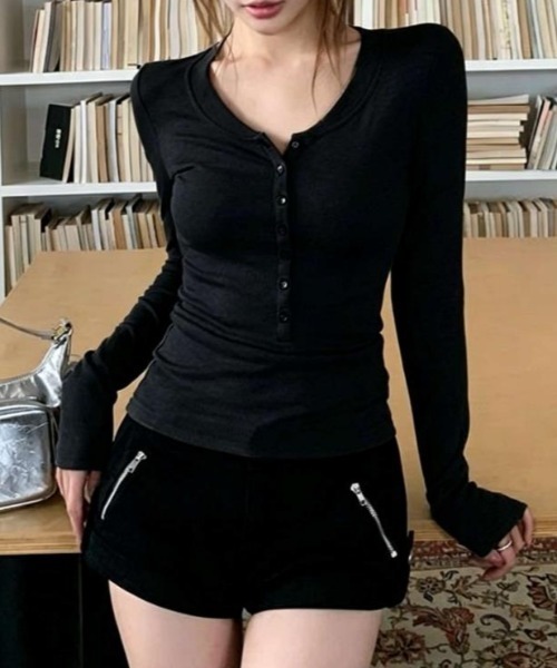 semplice(センプリチェ)の「カットソー【韓国ファッション】(Tシャツ/カットソー・レディース・グレー/ホワイト/ブラック・F)」の1枚目の写真
