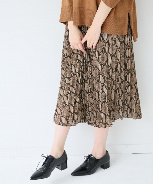 A part by(アパートバイ)の「ポインテッドレースアップ 734234 (ブーティ・レディース・レオパード/ブラック・LARGE/MEDIUM)」の5枚目の写真