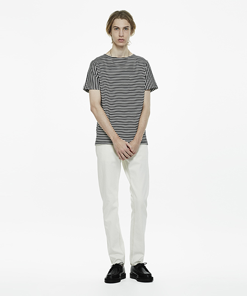 Saturdays NYC（サタデーズ ニューヨークシティ ）の「Collette Feeder Short Sleeve T-Shirt（Tシャツ/カットソー・メンズ・ブラック/オリーブ/ブルー・L/X-SMALL/M/X-LARGE/S）」の4枚目の写真