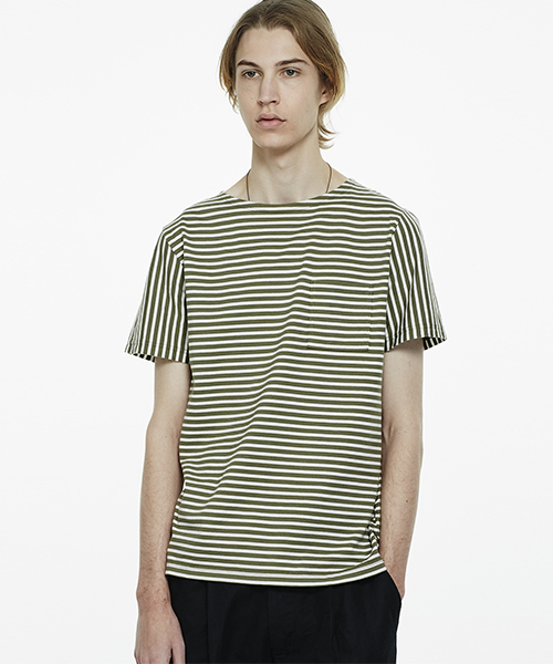 Saturdays NYC（サタデーズ ニューヨークシティ ）の「Collette Feeder Short Sleeve T-Shirt（Tシャツ/カットソー・メンズ・ブラック/オリーブ/ブルー・L/X-SMALL/M/X-LARGE/S）」の11枚目の写真