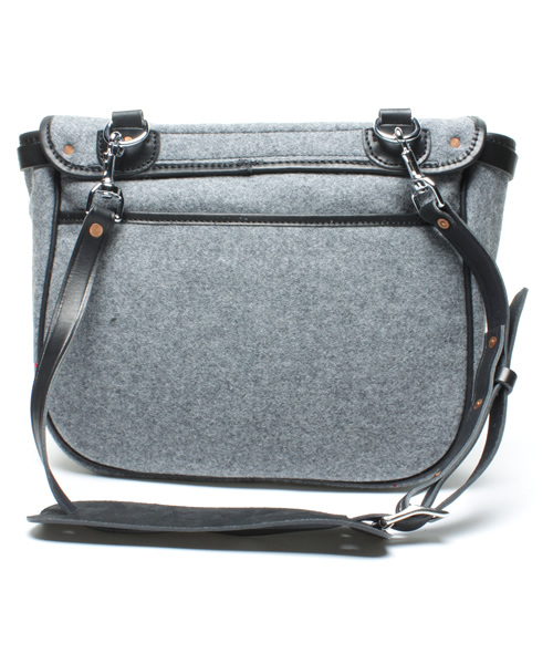 SHIPS（シップス）の「YUKETEN: MAILMAN BAG（ショルダーバッグ）」 - WEAR