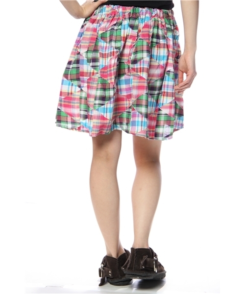 BEAMS BOY(ビームスボーイ)の「BEAMS BOY / 3角パッチワーク ショート(スカート・レディース・ピンク/ネイビー/パープル・ONE SIZE)」の5枚目の写真