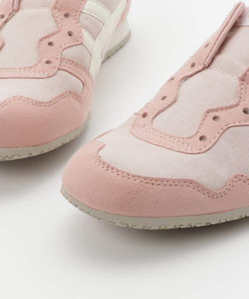 onitsuka serrano slip on