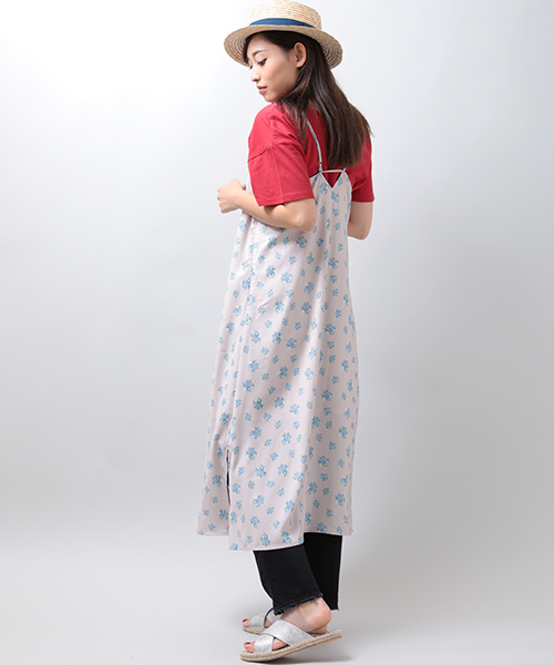 Denime(ドゥニーム)の「2WAYベーシックカットソー(Tシャツ/カットソー・レディース・ダークオレンジ/カーキ/ブラック/レッド/ホワイト/ライトパープル・FREE)」の16枚目の写真