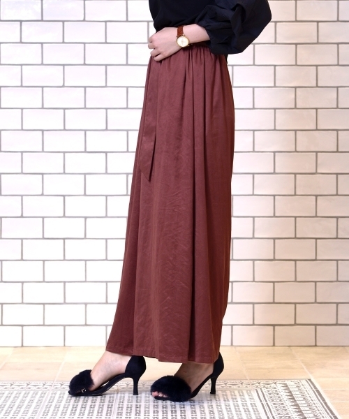 le.coeur blanc（ルクールブラン）の「クチュールスエードワイドパンツ（その他パンツ・レディース・レンガ/キャメル/ネイビー・MEDIUM）」の5枚目の写真