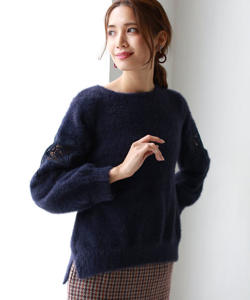 REAL CUBE(リアルキューブ)の「REAL CUBE ショルダーレースフェザーニット(ニット/セーター・レディース・ダークグリーン/パープル/カーキ/ネイビー/マスタード・38(M))」の4枚目の写真