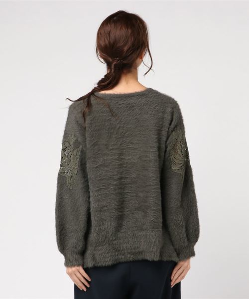 REAL CUBE(リアルキューブ)の「REAL CUBE ショルダーレースフェザーニット(ニット/セーター・レディース・ダークグリーン/パープル/カーキ/ネイビー/マスタード・38(M))」の8枚目の写真