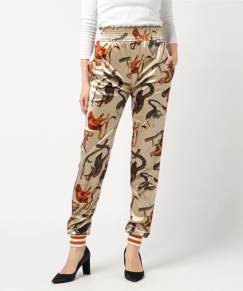 KAREN WALKER(カレンウォーカー)の「KAREN WALKER カレンウォーカー / アニマルプリント ジョガーパンツ(その他パンツ・レディース・ベージュ系その他・2)」の1枚目の写真