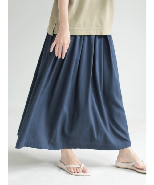 CRAFT STANDARD BOUTIQUE（クラフトスタンダードブティック）の「タックロングスカート○（スカート・レディース・グリーン/ネイビー/チャコールグレー/ブルー・M/L）」の3枚目の写真
